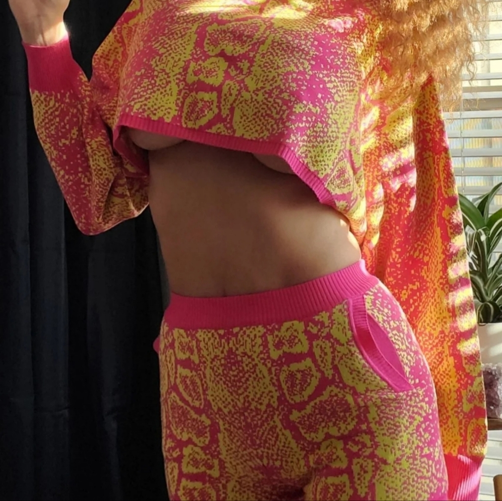 Fashion Nova matching lounge set